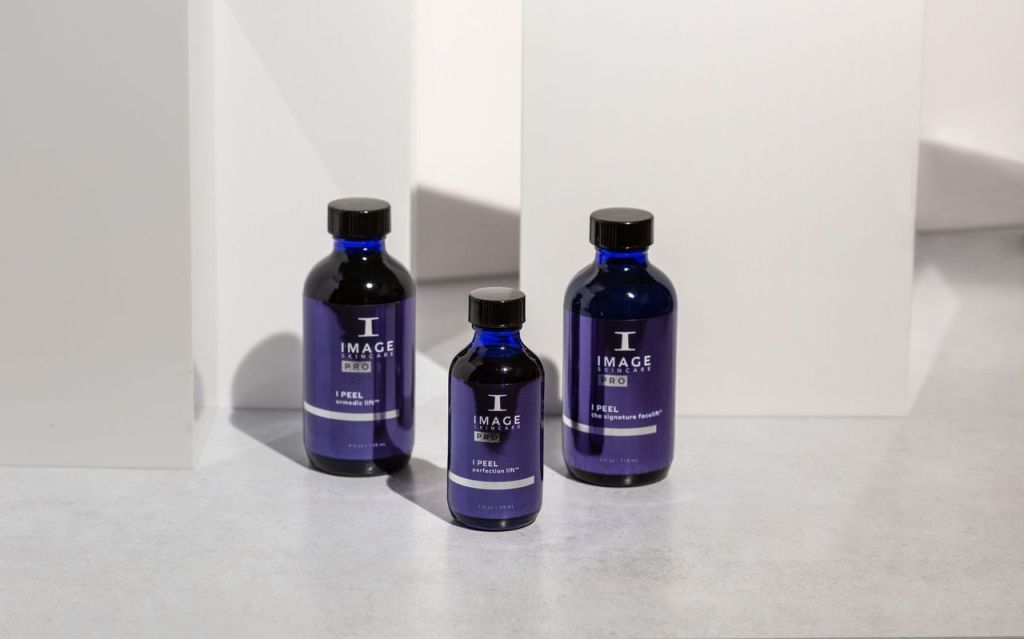 IMAGE Skincare happehooldused aknele kalduva ja probleemse naha hooldamiseks