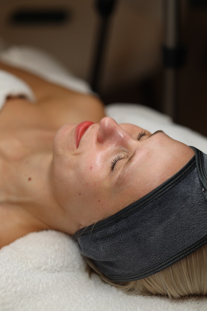 klassikaline näopuhastus Ilupai Skincare salongis Pärnus